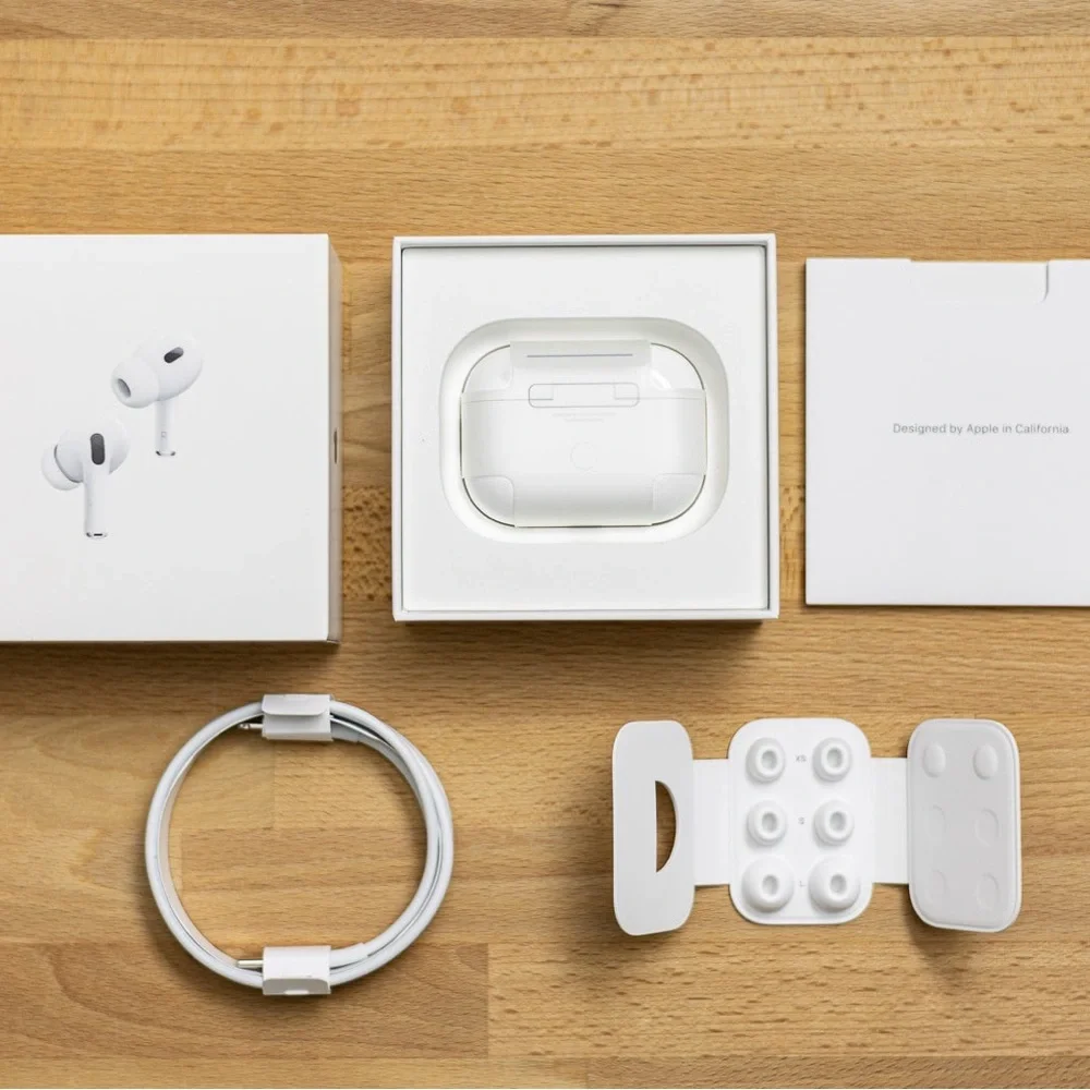 Apple airpods pro 2nd generation with Charging Case - White